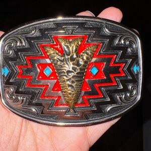 Montana Silversmiths Radiating Center of it All Arrow Belt Buckle